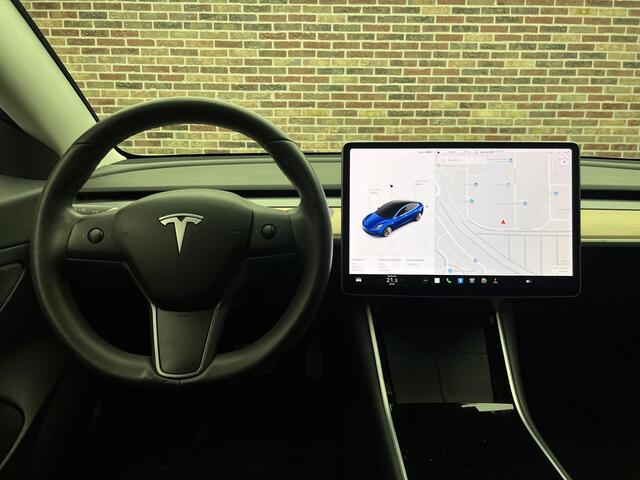 Tesla Model 3 Standard RWD Plus 60 kWh DAK LEDER