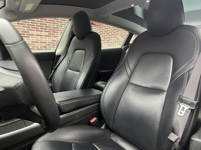 Tesla Model 3 Standard RWD Plus 60 kWh DAK LEDER