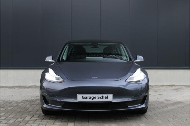 Tesla Model 3 Long Range AWD 75 kWh - Full Self Driving - Autopilot - Winterbanden + LM velgen - Trekhaak - Pano - Keyless - Leder - Rijklaar