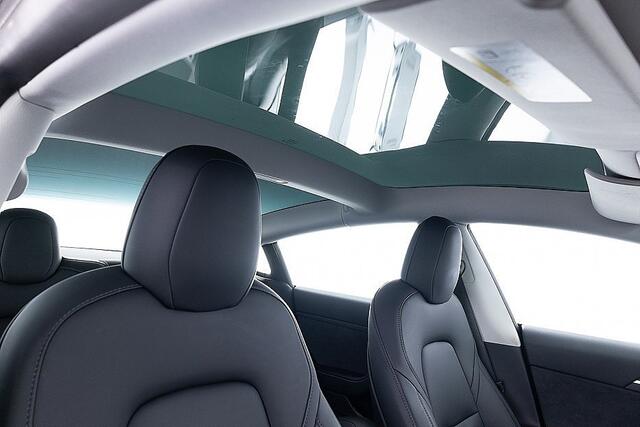 Tesla Model 3 Long Range AWD 75 kWh | LEDER | PANORAMADAK