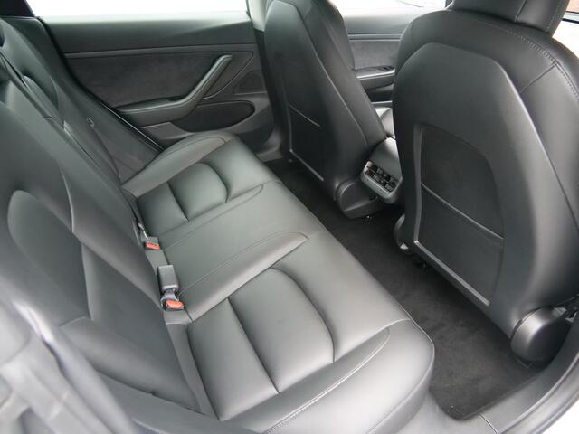 Tesla Model 3 Standard RWD Plus 60 kWh 238 Pk Automaat Camera / Leer / Pano-dak