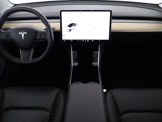 Tesla Model 3 Standard RWD Plus 60 kWh + FSD systeem | Navigatie | Panoramadak |