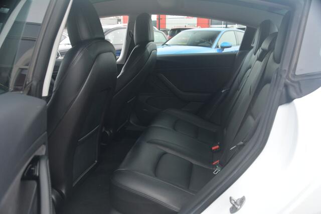 Tesla Model 3 Performance AWD 75 kWh | Autopilot | Leer | Navigatie | NL auto | 1e eigenaar!! |