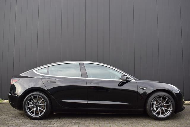 Tesla Model 3 Standard RWD Plus 60kWh LED | Panoramadak | Zwart Leder | 360°Camera | Keyless | Full Map Navi