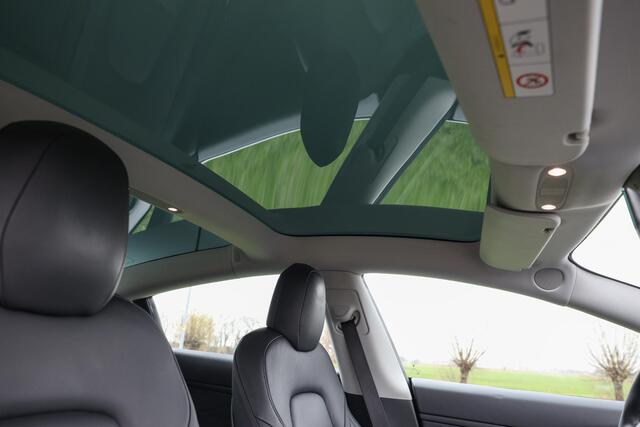 Tesla Model 3 Standard RWD Plus LFP 60 kWh ? Performance velg ? ACC ? Pano