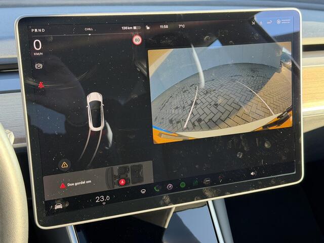 Tesla Model 3 Standard RWD Plus 60 kWh / SOH 90% / Panoramadak / WLTP 448 km / CCS / Autopilot / Camera / Elektr. stoelen / Stoelverwarming / NAP /
