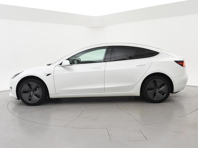 Tesla Model 3 60 kWh RWD *BTW* + LEDER | AUTOPILOT | PANORAMA | 3 CAMERA'S | PRIVACY GLASS