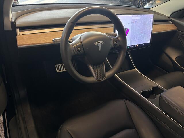 Tesla Model 3 Long Range AWD 75 kWh / 620 km WLTP / Panoramadak / Autopilot / 19 inch / Leer / 351 Pk - Incl BTW -