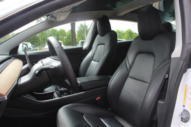 Tesla Model 3 Performance AWD 75 kWh / Autopilot / Panoramadak / Camera / Leder / 20'' / Leder / Premium Audio