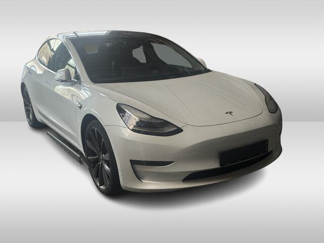 Tesla Model 3 Performance AWD 75 kWh / Autopilot / Panoramadak / Camera / Leder / 20'' / Leder / Premium Audio