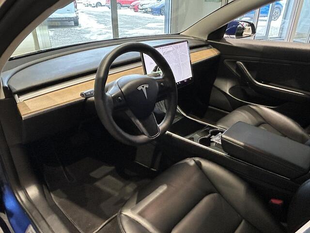 Tesla Model 3 Standard RWD Plus 60 kWh | Panoramadak | Stoelverwarming | Adaptieve cruise control |