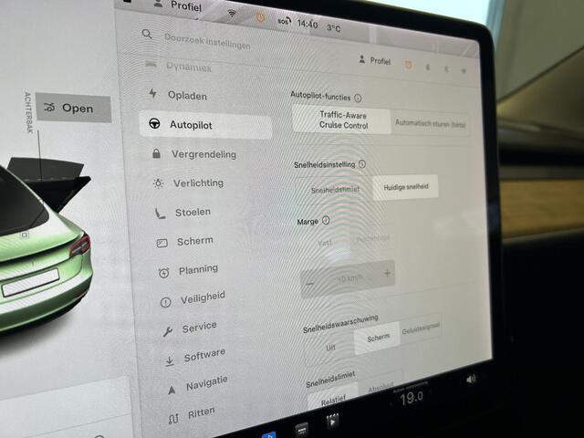 Tesla Model 3 Standard RWD Plus 60 kWh | Panoramadak | Stoelverwarming | Adaptieve cruise control |