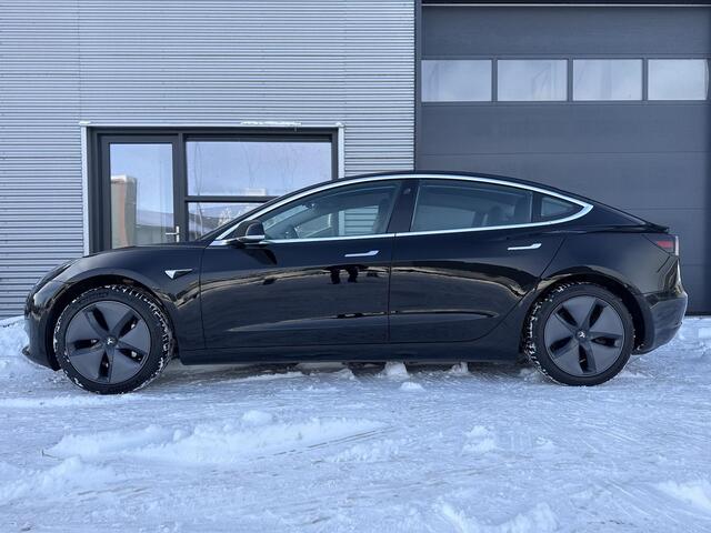 Tesla Model 3 Standard RWD Plus 60 kWh ?SOH 89.4% ?Full Self Driving 3 ?Autopilot ?Panoramadak ?Vol Leder ?360º Camera ?Stoelverwarming ?Trekhaak ?Origineel NL