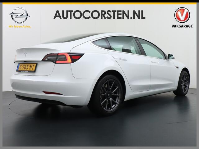 Tesla Model 3 SR+ 60kWh 326PK Trekhaak AutoPilot Premium-Luidsprekers Leer PanoramaDak Adaptive Cruise Lmv 18" Camera's Elektr.-Stuur+Stoelen+Spiegels+Geheugen+Easy-Entry+Verwarmde stoelen Park assistent Pdc WIFI Ecc Lane-Assist Speed-Assist SOH 85% Ecc Navi Led DAB Vo