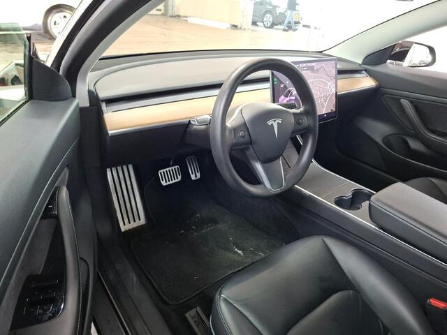 Tesla Model 3 Standard RWD Plus 60 kWh NL-AUTO | LEDER | PANO |