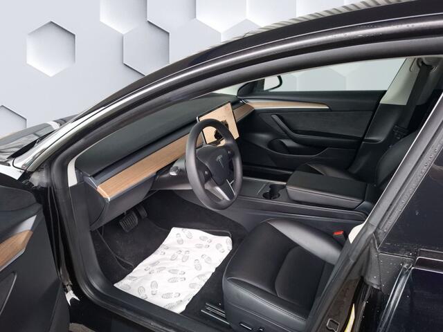 Tesla Model 3 RWD 225KW,Autopilot ACC Stuurverw. PDC Leer Navi Pano-dak