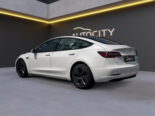 Tesla Model 3 Standard RWD Plus Warmtepomp l Pano l Leder Zwart