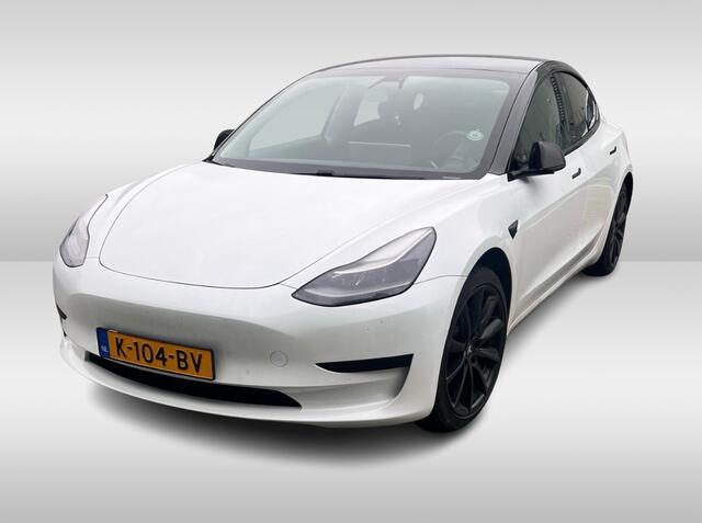 Tesla Model 3 Standard RWD Plus 60 kWh / FACELIFT / Autopilot / Panoramadak / Camera / Premium Audio / 18'' / Leder