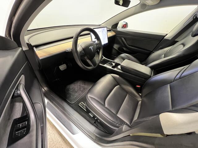 Tesla Model 3 Performance AWD 75 kWh | Navigatie | LM Velgen 20" | Voorstoelen Verwarmd | Panoramadak | Airco | Cruise Control | Dodehoek Detector |