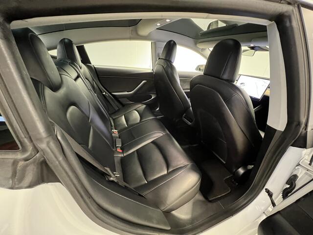 Tesla Model 3 Performance AWD 75 kWh | Navigatie | LM Velgen 20" | Voorstoelen Verwarmd | Panoramadak | Airco | Cruise Control | Dodehoek Detector |