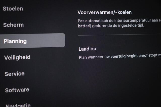 Tesla Model 3 Long Range AWD 75 kWh SOH 92% | LED | PANORAMADAK | LEDER | STOELVERWARMING