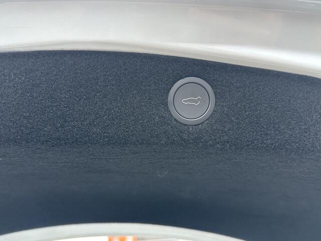 Tesla Model 3 Premium Long Range AWD 78 kWh | STOELVERWARMING VOOR/ACHTER | STUURVERWARMING | FABRIEKS GARANTIE T/M 20-06-2028 OF 80k KM | ELKT. ACHTERKLEP | ELKT. STOELEN |