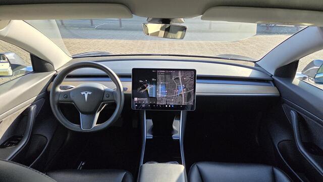 Tesla Model 3 Standard RWD Plus 60 kWh