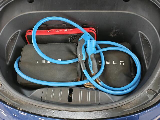 Tesla Model 3 Long Range Dual AWD | Trekhaak | Autopilot | Panorama | Leder | 19 Inch |