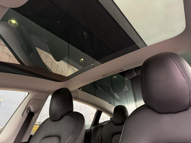 Tesla Model 3 Long Range AWD 75 kWh | Stoelverwarming V+A | Pano | Nomad telefoonlader