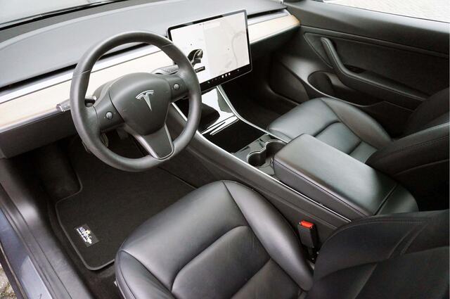 Tesla Model 3 Standard RWD Plus 60kWh SOH 91% Trekhaak