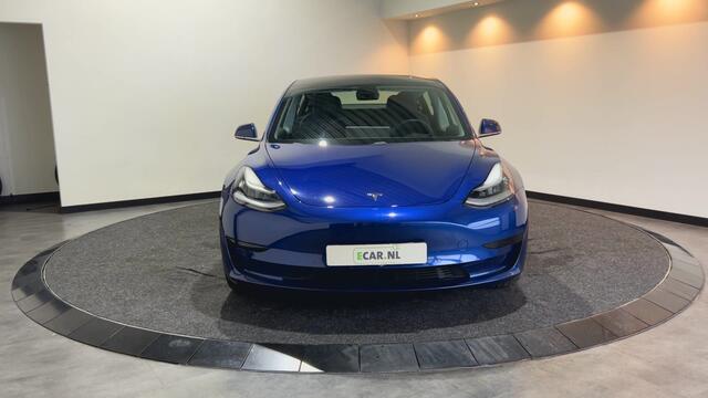 Tesla Model 3 Standard RWD Plus 60 kWh | Led verlichting | Panoramadak |
