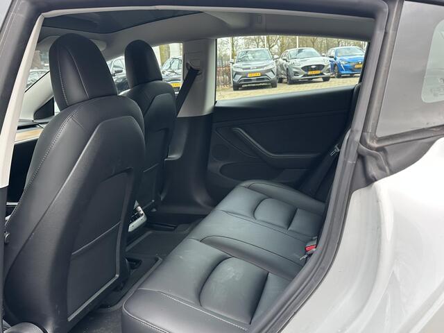 Tesla Model 3 Standard RWD Plus 60 kWh | SOH 93% | VOLLEDIGE TESLA GARANTIE TOT 01-06-2027 OF 80k KM | STOEL VERWARMING VOOR/ACHTER | STUURVERWARMING | NETTE AUTO |