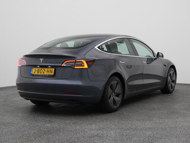 Tesla Model 3 Standard RWD Plus 60 kWh | PANO | KEYLESS | STOELVERWARMING | AUTOPILOT