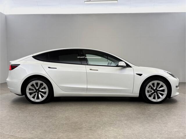 Tesla Model 3 Long Range AWD 351PK 75 kWh Facelift | Warmtepomp | Autopilot | Snelladen | SOH 90% | Pano | Camera | Memory | Stoel/Stuur verw.