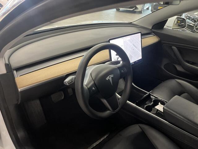 Tesla Model 3 Standard RWD Plus 60 kWh