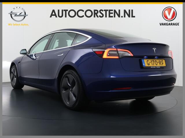 Tesla Model 3 SR+ 325PK Trekhaak AutoPilot Leer PanoramaDak Adaptive Cruise Lmv 18" Camera's Elektr.-Stuur+Stoelen+Spiegels+Geheugen+Easy-Entry+Verwarmde stoelen Park assistent Pdc WIFI Ecc Lane-Assist Speed-Assist Soh 83% Ecc Navi Led DAB Voorverwarmen interieur via A
