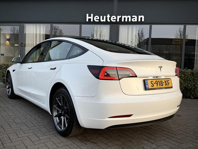 Tesla Model 3 Standard RWD Plus/ Panodak/ Trekhaak/ SOH 96%