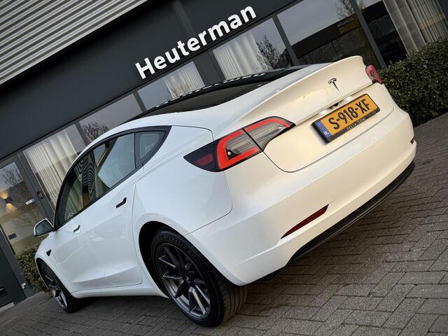 Tesla Model 3 Standard RWD Plus/ Panodak/ Trekhaak/ SOH 96%