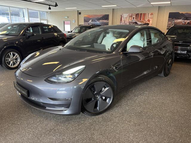 Tesla Model 3 Long Range AWD 75 kWh trekhaak, stuur en stoel verwarming, leder, navigatie, facelift, Autopilot,FSD computer3, premium sound, warmtepomp, stuur en stoel verwarming, SOH 93% Autopilot,