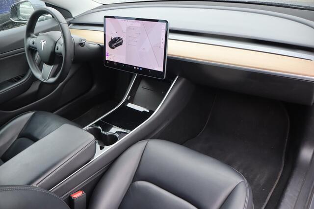 Tesla Model 3 Performance AWD 75 kWh Autopilot computer 3.0, Auto moet nog gereinigd worden, Cruise control, Stoelverwarming