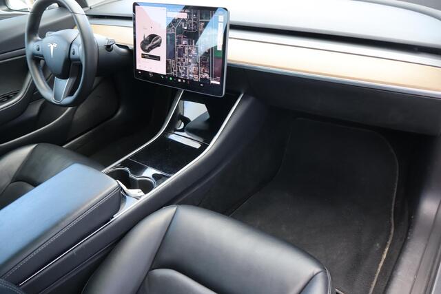 Tesla Model 3 Long Range AWD 75 kWh 89,6% SOH, BTW Auto (¤15.285,- Excl.), Autopilot computer 3.0, Auto moet nog gereinigd worden!