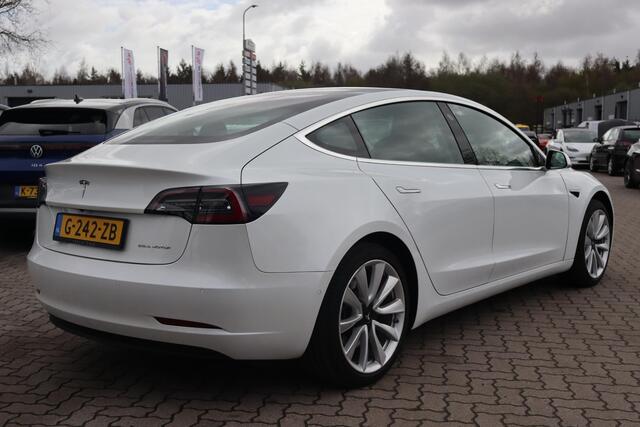 Tesla Model 3 Long Range AWD 75 kWh SOH 94,4%, Autopilot computer 3.0, Panoramadak, 360 Camera