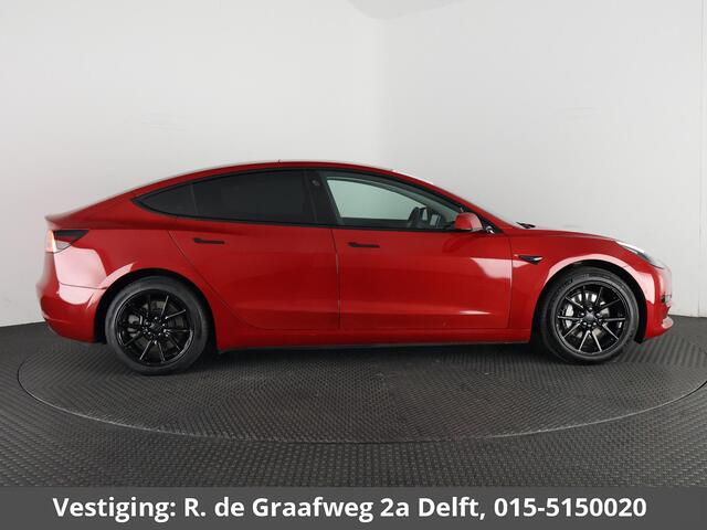 Tesla Model 3 Black Sport Pack RWD Plus 60 kWh 238 PK! | Navigatie | Panoramadak | Camera |