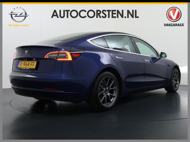 Tesla Model 3 SR+ 325PK LFP-Accu (dus altijd 100% laden) AutoPilot Leer Pano-Dak Adaptive Cruise Lmv 18" Camera's Elektr.-Stuur+Stoelen+Spiegels+Geheugen+Easy-Entry+Verwarmde stoelen Park assistent Pdc WIFI Ecc Lane-Assist Speed-Assist Ecc Navi Led DAB Voorverwarmen in