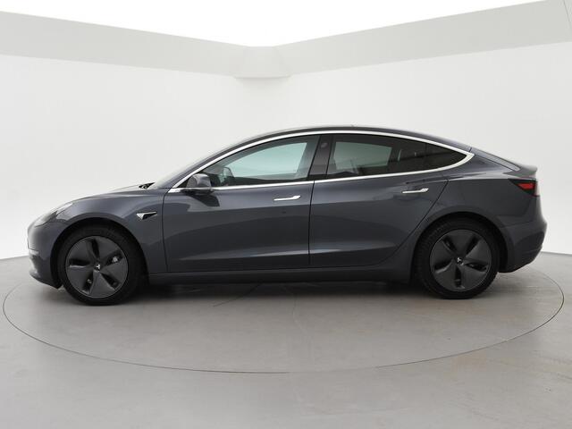 Tesla Model 3 LONG RANGE AWD 75 kWh + TREKHAAK | 560 KM WLTP | 1000 KG TREKGEWICHT OP KENTEKEN