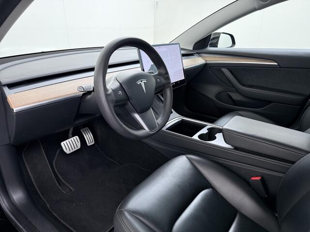 Tesla Model 3 Performance 513pk AWD Facelift Warmtepomp Elek.Achterklep Dubbelglas Lmv 20" AutoPilot Panoramadak Adaptive Cruise Camera's Leer Pdc Wifi Ecc Elektr.Stuur+Stoel+Geheugen Stoel+Bank-Verwarmd Keyless Wifi 4WD 1e Eigenaar Origineel Nederlandse Auto SOH 81%