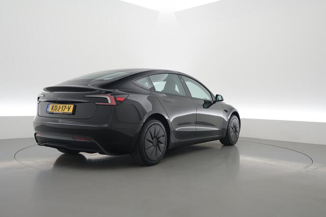 Tesla Model 3 Standard RWD 60 kWh | Pano | Camera | Stoelverw. | Navi | Elek. Stoelen | CarPlay |