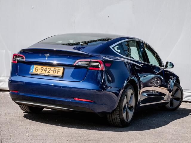 Tesla Model 3 Standard RWD Plus 60 kWh Panoramadak/ Lederen int./ Stoelverwarming/ Camera