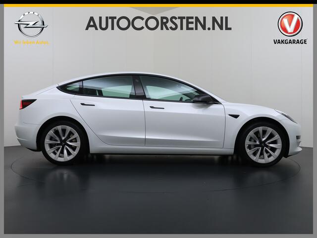 Tesla Model 3 RWD Plus SOH 92.9% Warmtepomp LFP Accu Lmv 19" Panoramadak Leder Navi Ecc Camera's Adap.Cruise Stoel+Stuurverwarming Elek.Achterklep Elek.Stoelen+Memory Led Draadloze telefoonlader 1e Eigenaar Origineel Nederlandse Auto