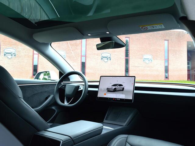 Tesla Model 3 Premium Long Range AWD | Trekhaak | SOH 94%